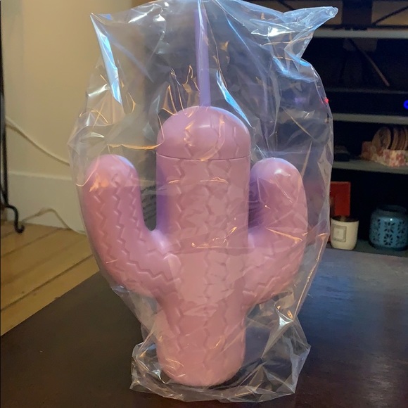 Pink Sky cactus sipper cup from FFF Spring 2021 - Picture 4 of 6